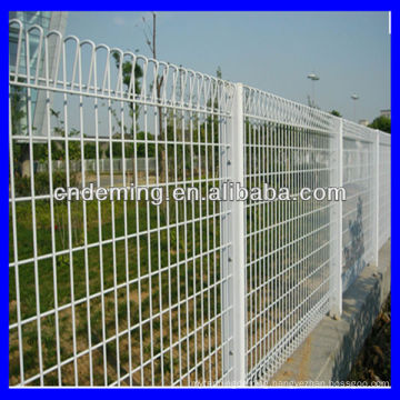 3m wide roll top fence with 60*60 post